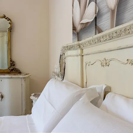 Luxury Villa, Swimming Pool, Private Beach, Sleeps 8 Villa