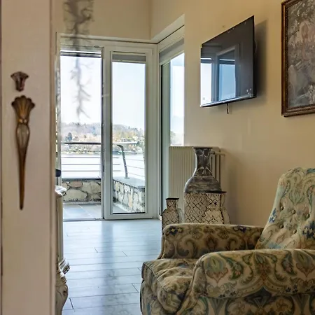 Luxury Villa, Swimming Pool, Private Beach, Sleeps 8 Villa