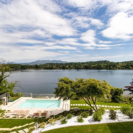 Luxury Villa, Swimming Pool, Private Beach, Sleeps 8 Villa